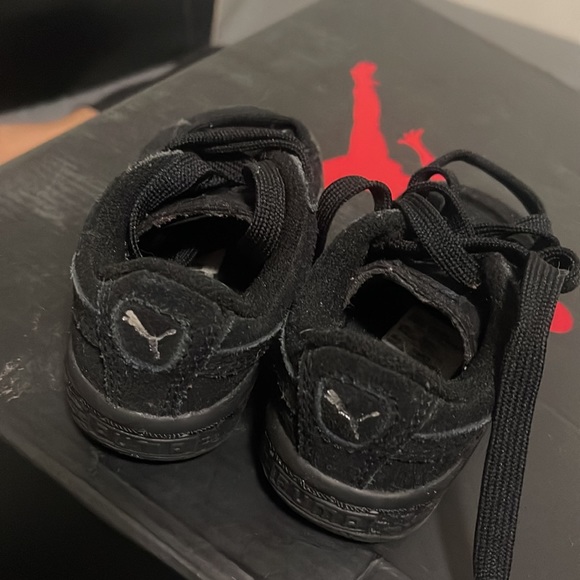 Pumas really good condition!!! - Picture 2 of 3